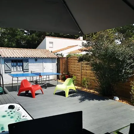 Maison Avec Jacuzzi Et Piscine A 900m Plage, Foret * Saint-Jean-de-Monts
