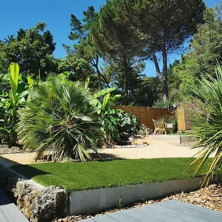 Maison Avec Jacuzzi Et Piscine A 900m Plage, Foret Nyaraló
