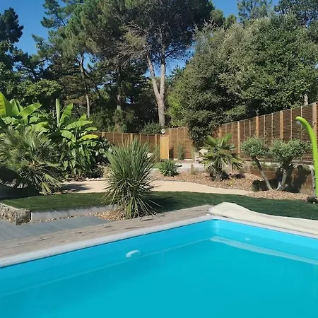 Nyaraló Maison Avec Jacuzzi Et Piscine A 900m Plage, Foret Saint-Jean-de-Monts