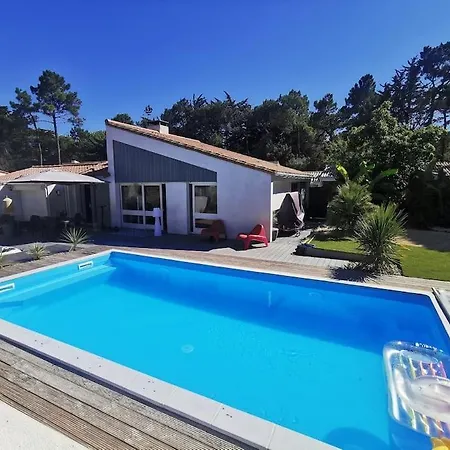 Maison Avec Jacuzzi Et Piscine A 900m Plage, Foret Nyaraló