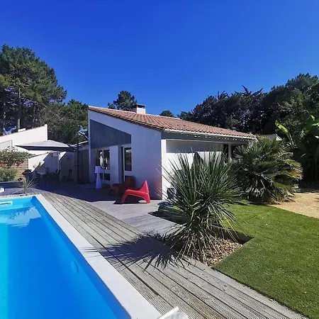 Nyaraló Maison Avec Jacuzzi Et Piscine A 900m Plage, Foret