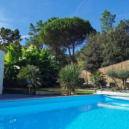 Maison Avec Jacuzzi Et Piscine A 900m Plage, Foret * Saint-Jean-de-Monts